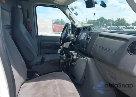 2010 Ford E-150 Commercial/Recreational из США, поврежденный, VIN 1FTNE1EW1ADA91512